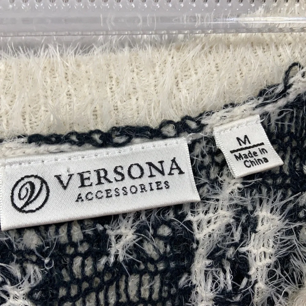 Versona Black & White Leopard Fuzzy Sweater Med